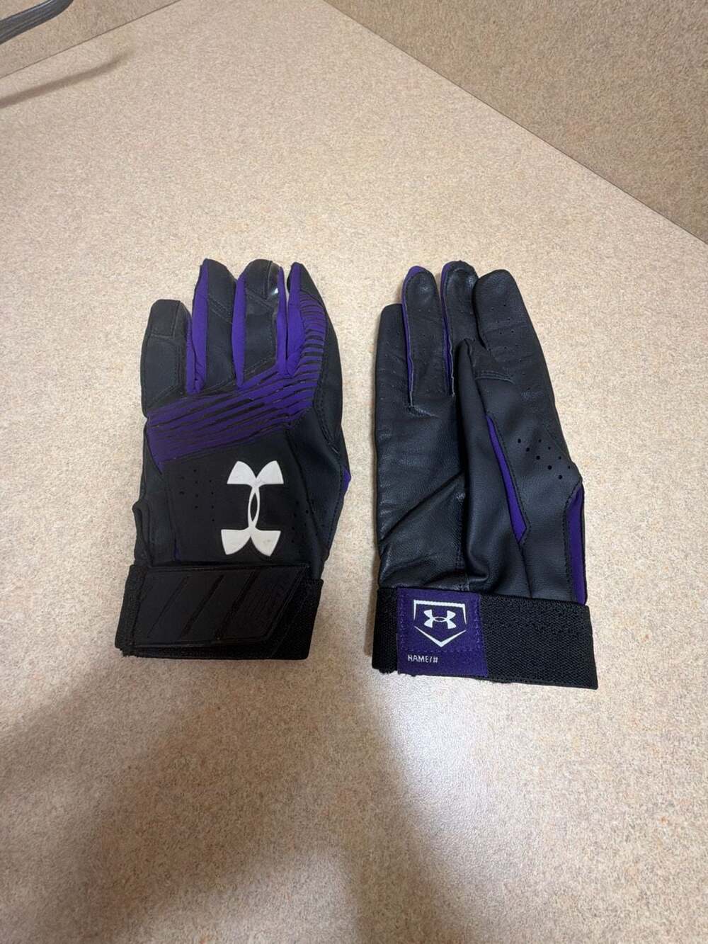 Under Armour Clean Up Women's Batting Gloves, Black and Purple, Size L